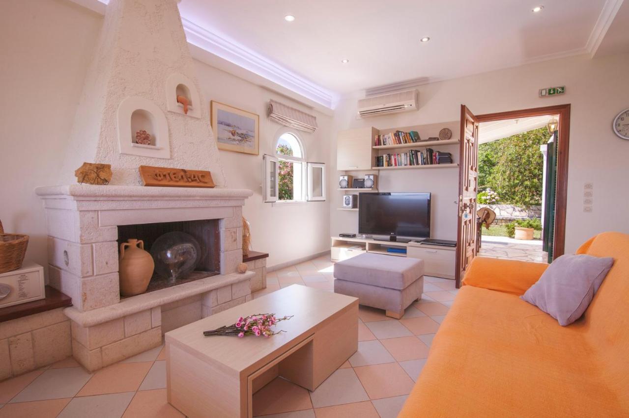Villa Ftelias By Villa Plus Agios Stefanos  外观 照片